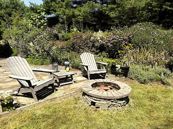 Pine Plains, NY 12567,3807 Route 199