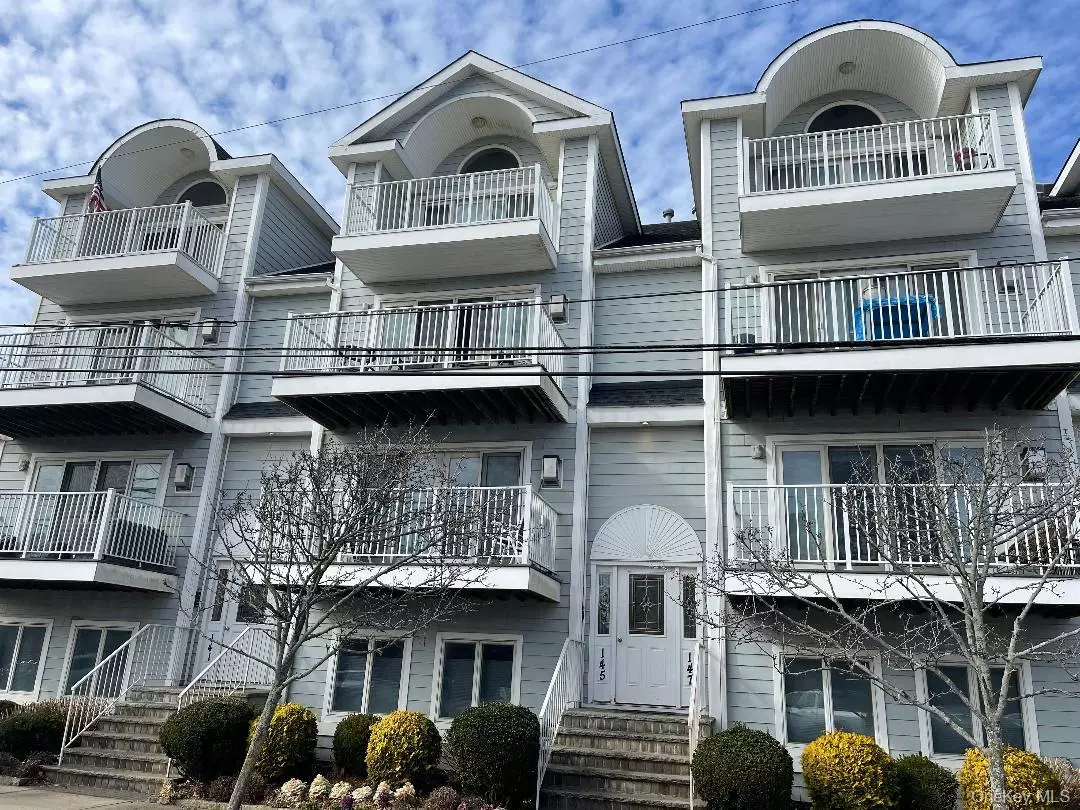 Long Beach, NY 11561,145 Monroe BLVD