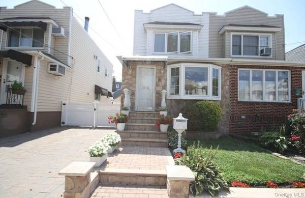 6440 60th AVE, Maspeth, NY 11378