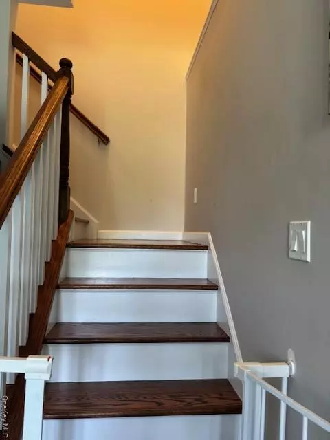 Elmsford, NY 10523,140 Winthrop AVE