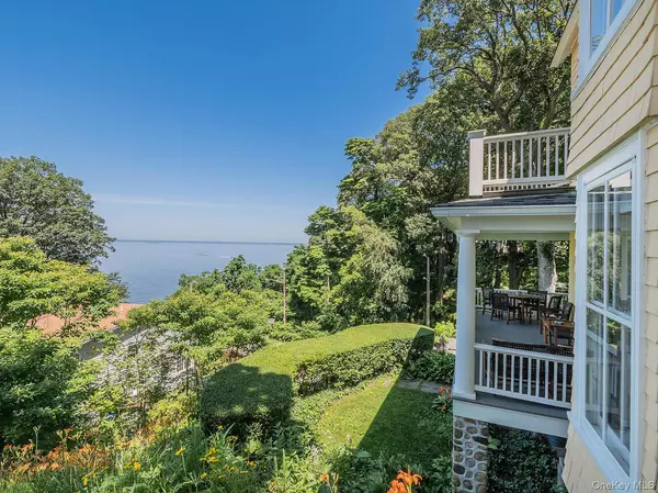 Sea Cliff, NY 11579,174 15th