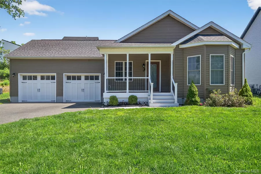 5 WILDWOOD DR, Rock Tavern, NY 12575