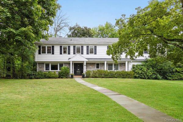 61 Lincoln RD, Scarsdale, NY 10583
