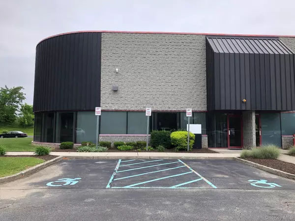 Newburgh, NY 12550,900 Corporate BLVD #RTE17K