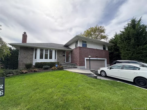 Syosset, NY 11791,15 Morris DR