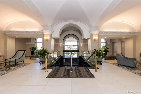 Lido Beach, NY 11561,2 Richmond RD #4th Floor