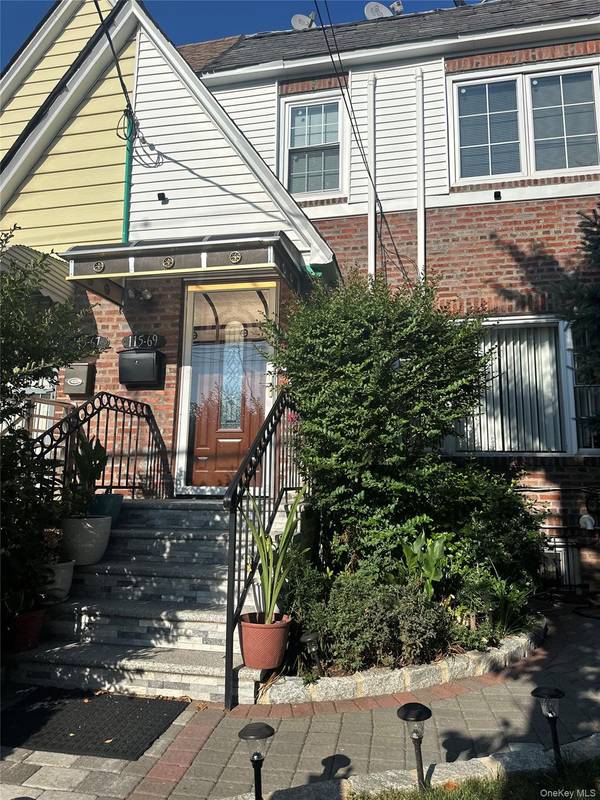 115-69 203 Street, Saint Albans, NY 11412