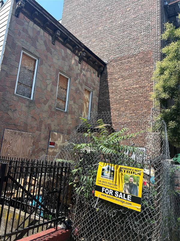 1952 Nostrand AVE, Brooklyn, NY 11210