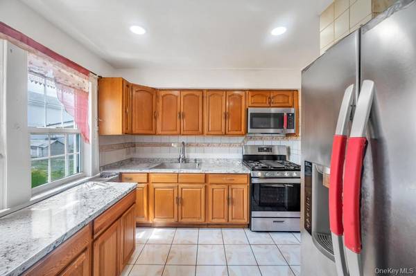 Ozone Park, NY 11417,10310 106 ST