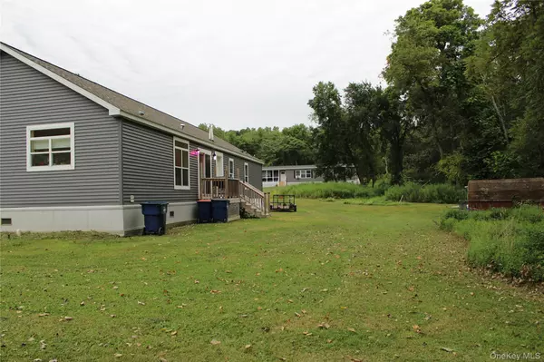 Red Hook, NY 12571,155 Metzger RD