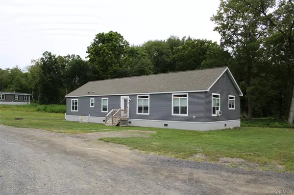 Red Hook, NY 12571,155 Metzger RD