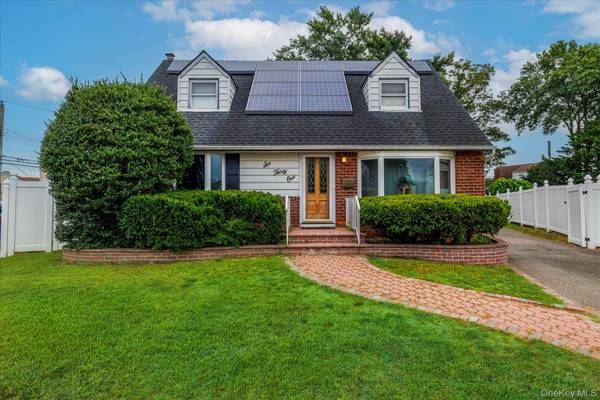 631 Lenore LN, Elmont, NY 11003