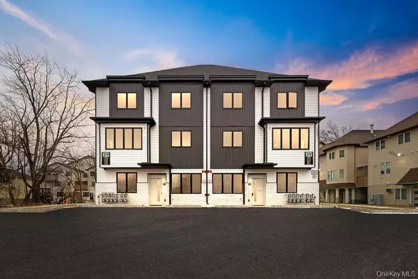 29 Calvert DR #114, Monsey, NY 10952