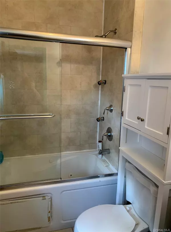 Whitestone, NY 11357,1228 150th ST