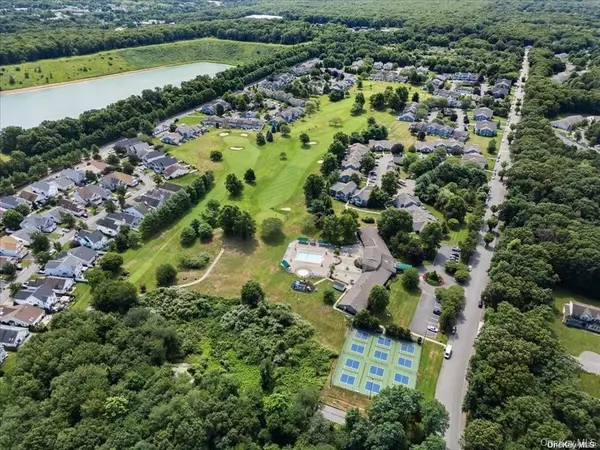 Middle Island, NY 11953,48 Kate CIR