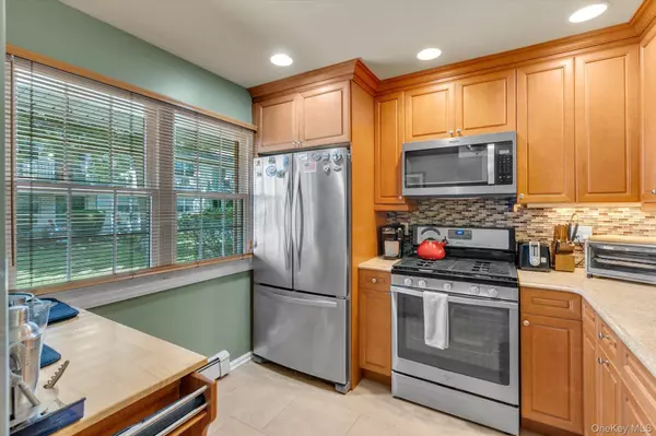 Oakdale, NY 11769,2426 Wilshire Lane #2426