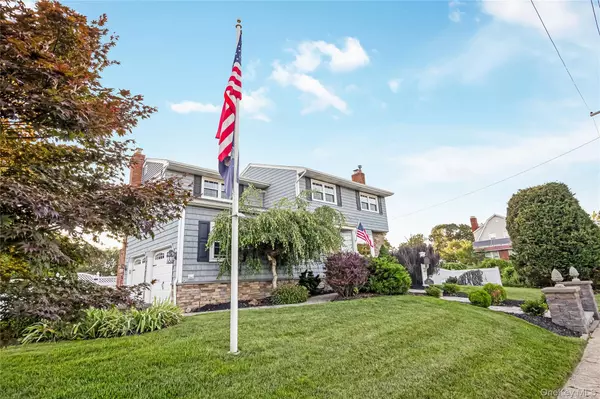Islip, NY 11751,140 Ocean AVE