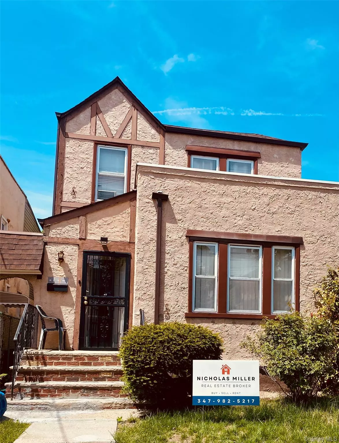 Rosedale, NY 11422,13812 233rd ST