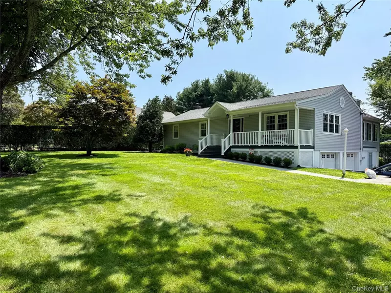 730 Pine Neck RD, Southold, NY 11971