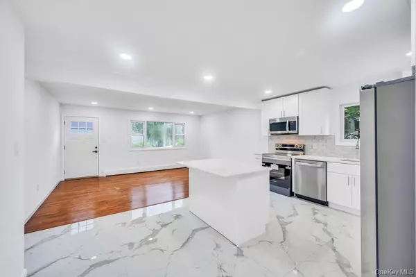 Wyandanch, NY 11798,118 S 31st ST