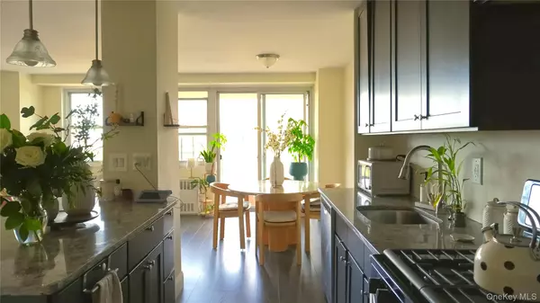 Bronx, NY 10473,880 Boynton AVE #12B