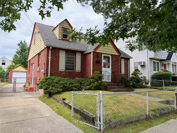 118 Hunnewell AVE, Elmont, NY 11003