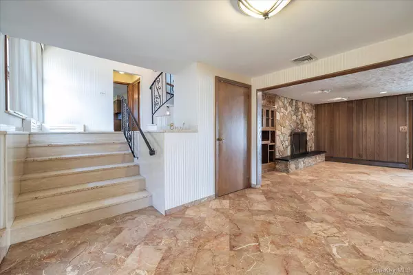 Atlantic Beach, NY 11509,1298 Beech ST