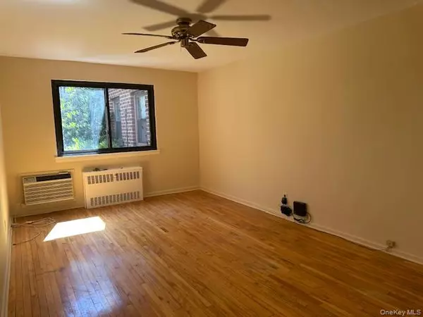 White Plains, NY 10603,5 Lawrence DR #A