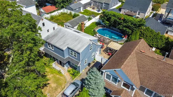 Seaford, NY 11783,2347 Pine ST