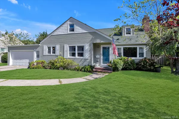 Amityville, NY 11701,55 Bayside AVE