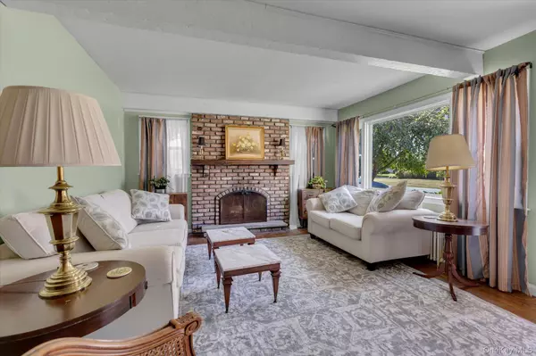 Amityville, NY 11701,55 Bayside AVE