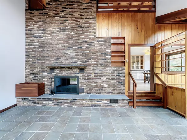 Neversink, NY 12765,15 Deans WAY