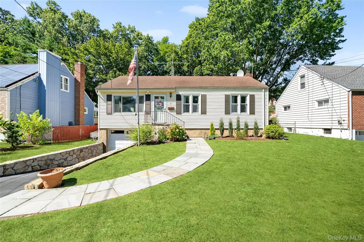 White Plains, NY 10603,37 Parkview CT