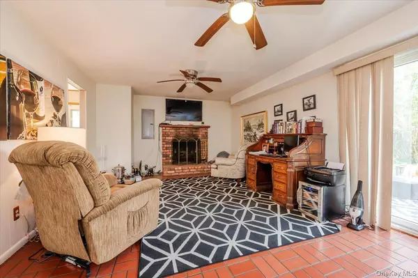 Atlantic Beach, NY 11509,77 Tioga AVE