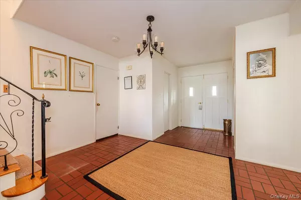 Atlantic Beach, NY 11509,77 Tioga AVE