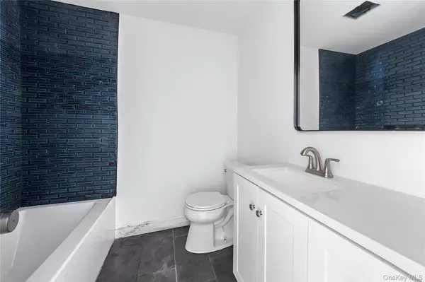 Mount Vernon, NY 10550,356 S 10 AVE