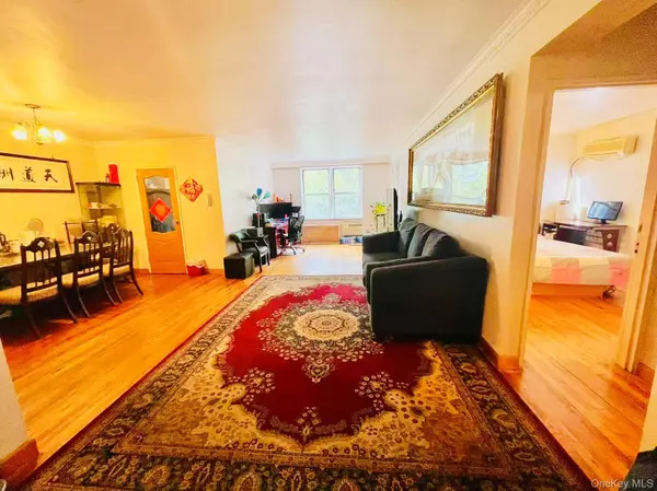 Flushing, NY 11355,144-30 Sanford AVE #2C