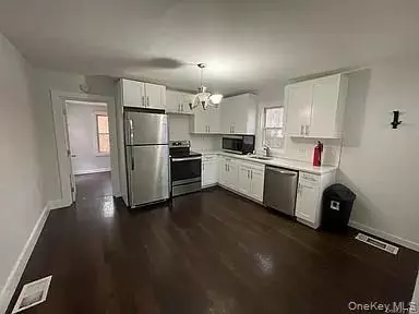 Middletown, NY 10940,64 Wawayanda AVE