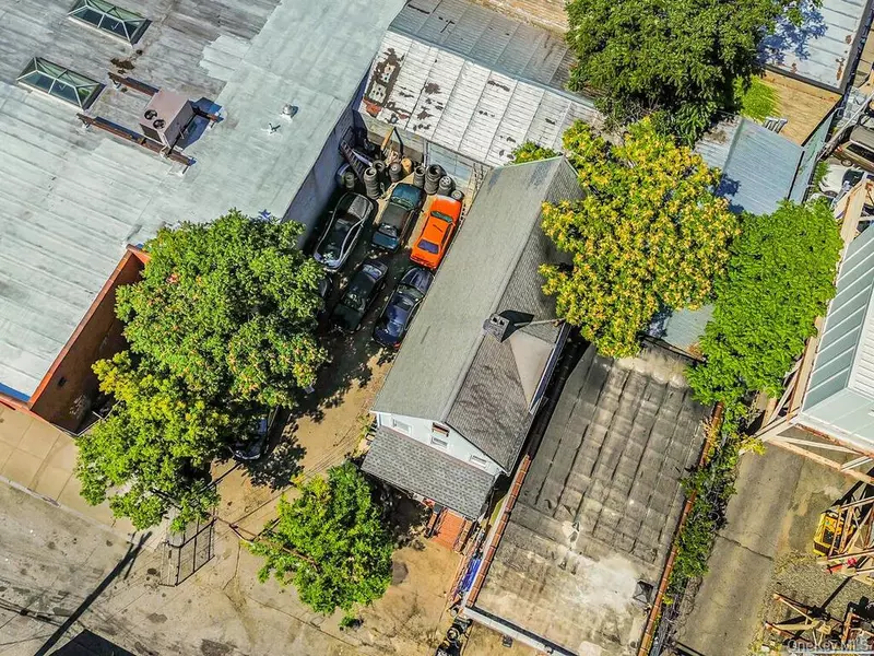 4513 Byron AVE, Bronx, NY 10466