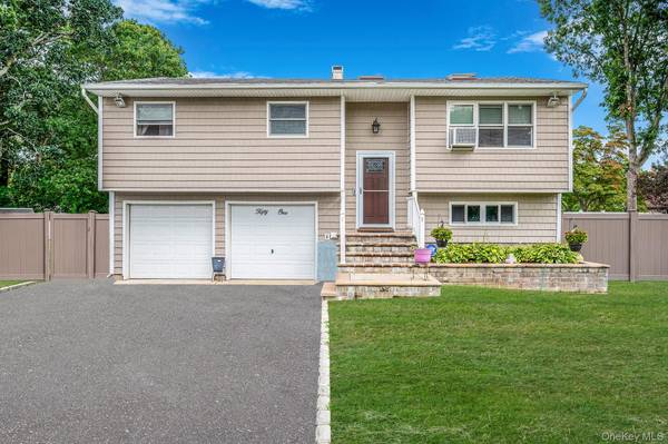 51 Glenmore, Brentwood, NY 11717