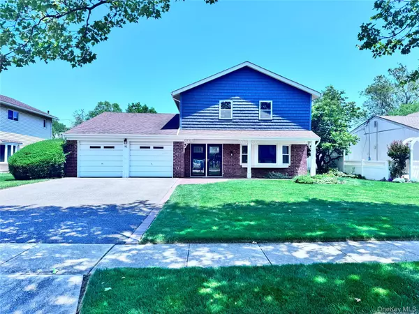 92 Nottingham RD, Manhasset Hills, NY 11040