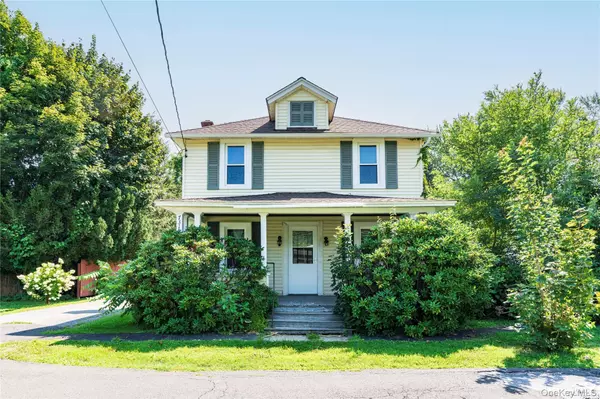 Red Hook, NY 12571,7316-7318 S Broadway