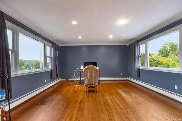 Carmel, NY 10512,117 Cottage RD