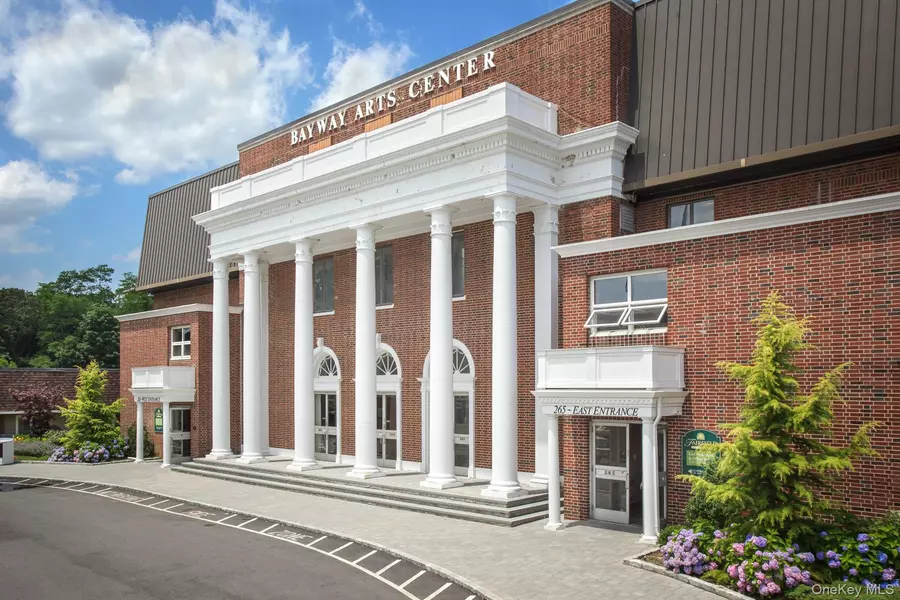 255 E Main ST #265, East Islip, NY 11730