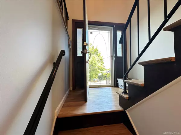 Nyack, NY 10960,14 S Delaware DR