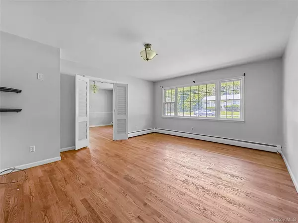 Poughkeepsie, NY 12603,1 Miron DR