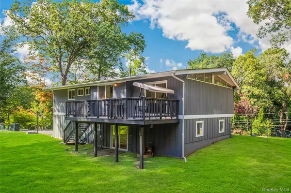 Spring Valley, NY 10977,24 Skylark DR