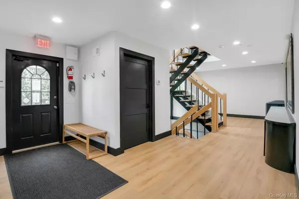 Bedford Hills, NY 10507,2 Bedford Ridge RD