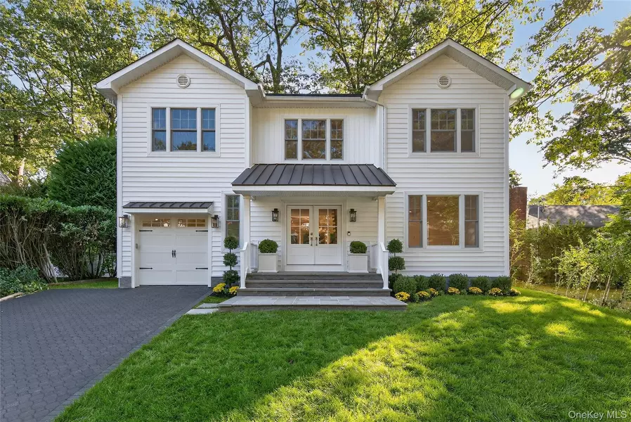 5 Pepperday AVE, Port Washington, NY 11050