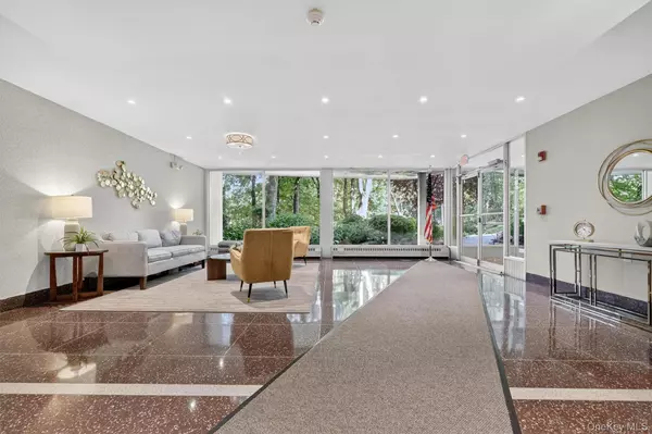 Tarrytown, NY 10591,222 Martling AVE #3K